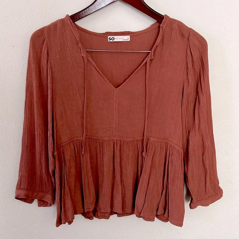 SO Mid-Sleeve Women's Rust Top Boho Flowy V-Neck Indie Size Small